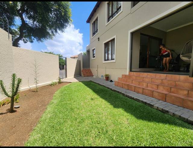 3 BEDROOM TOWNHOUSE FOR SALE IN RANDHART